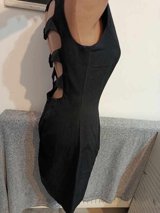 Rochie neagra office eleganta cu model la spate Max Dine marimea 38 M Italia
