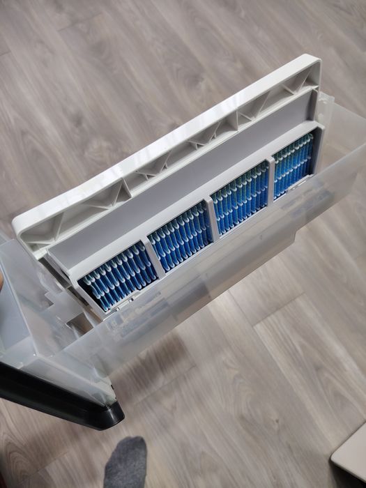 Purificator de aer Sharp,stare perfectă.