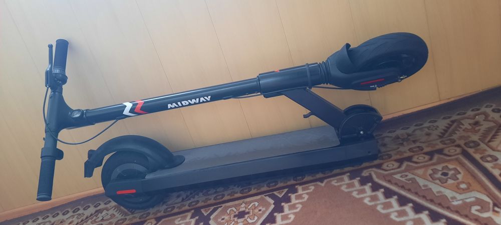 Электросамокат        .