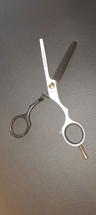 Прикмахерские ножницы