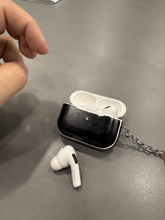 Продам AirPods Pro 2 оригинал