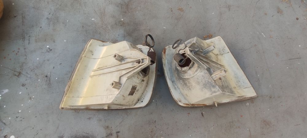 Поворотники форд сиерра б/у так же есть новый