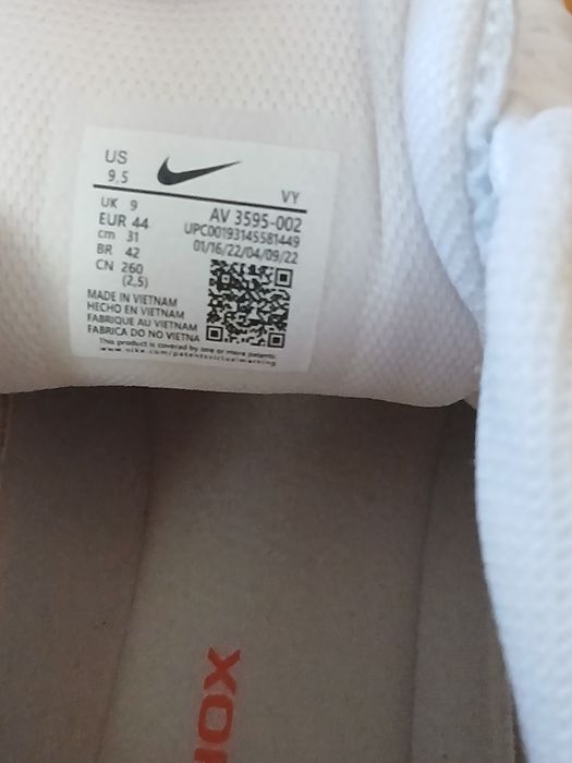 Маратонки NIKE Shox