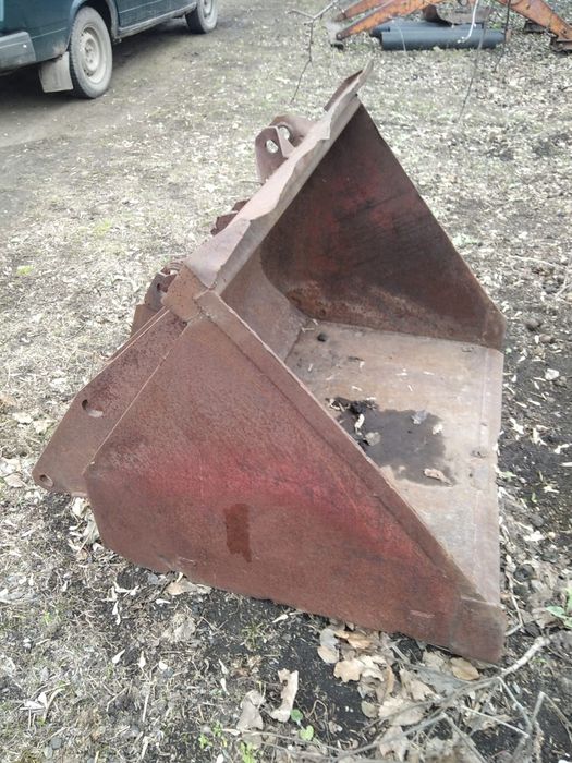 Трактор МТЗ 80 с уомплектующими