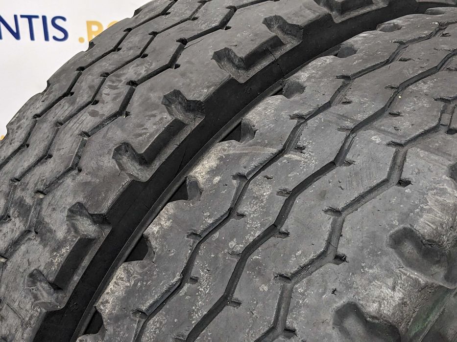 Pereche 2 anvelope 10.00/R20 Michelin (cod P100674I)