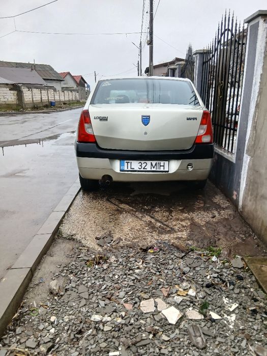 Vând urgent Dacia logan 1.6mpi acte valabile