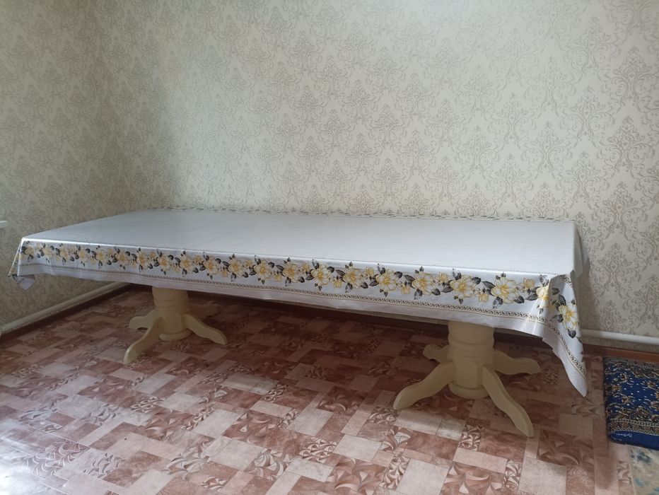 Продам стол торг