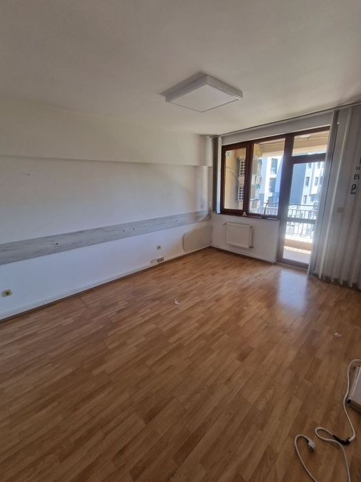 Дава се под наем Четиристаен апартамент в София, Лагера - 152 кв.м за 1100 € - Снимка #1
