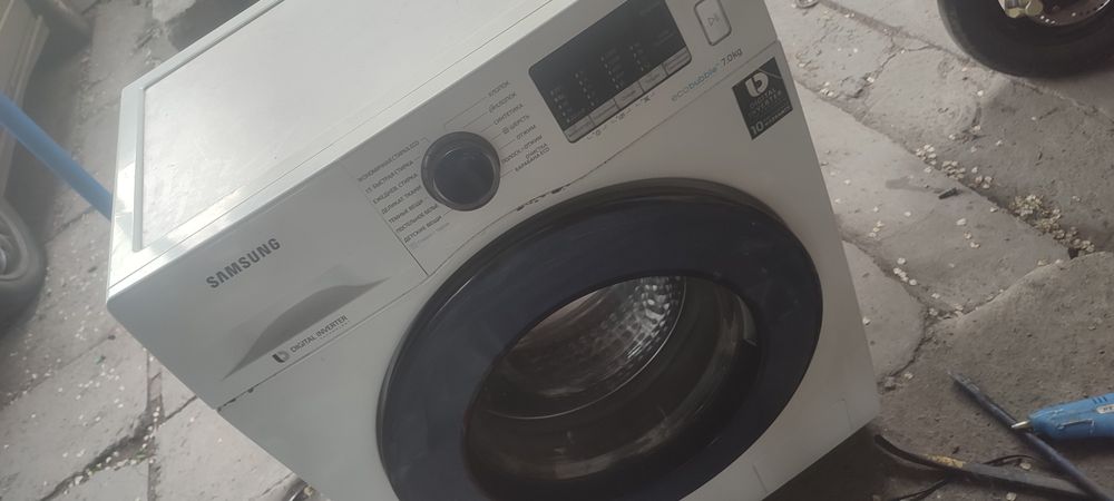 Продам стиральную машинку