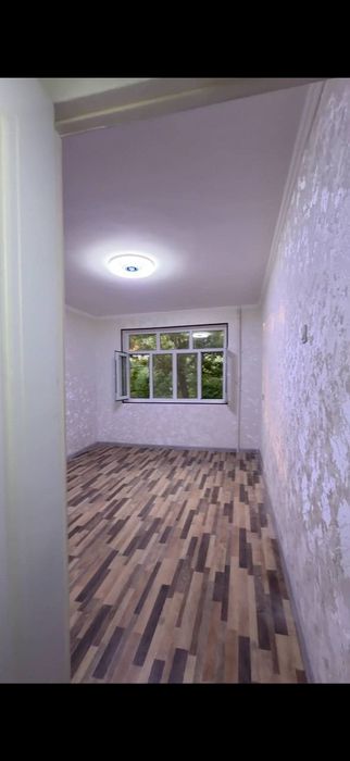 Продаётся 1 комнатная квартира в Чирчике