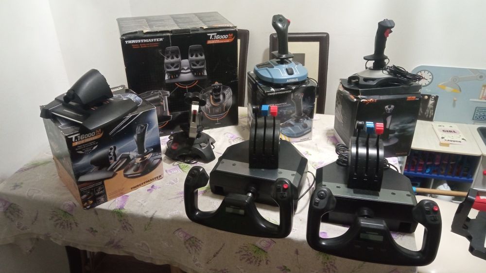 Джойстик  joystick Airbus Thrustmaster Yoke Pedals Throttle quadrant