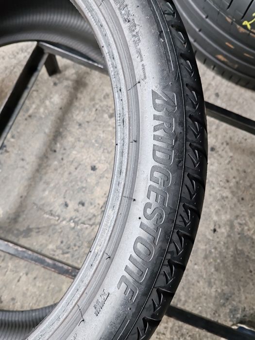 2 anvelope 275 35 21