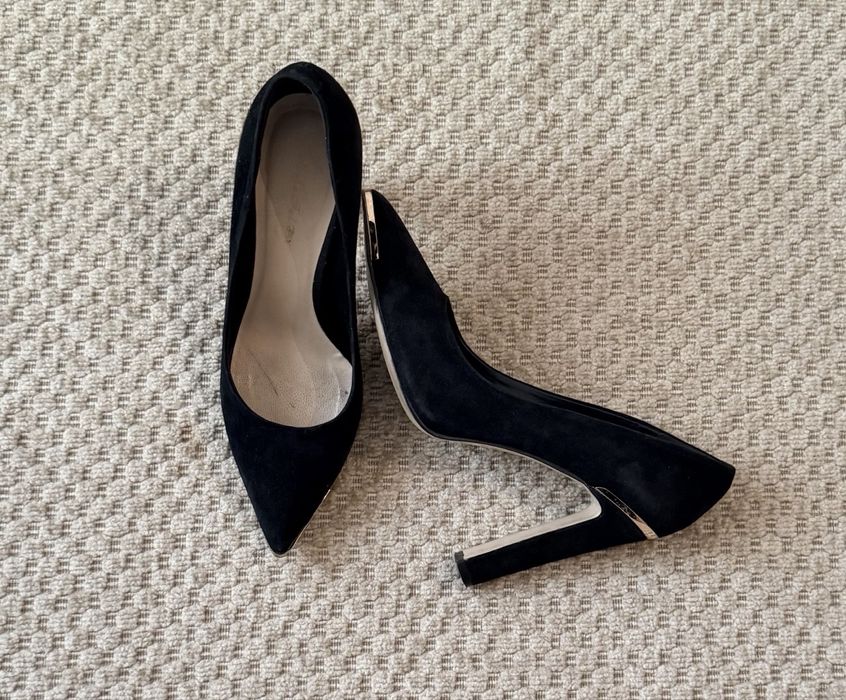 Продам женскую обувь