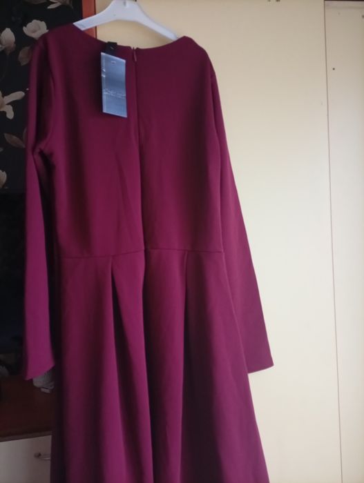 Дамски      рокли