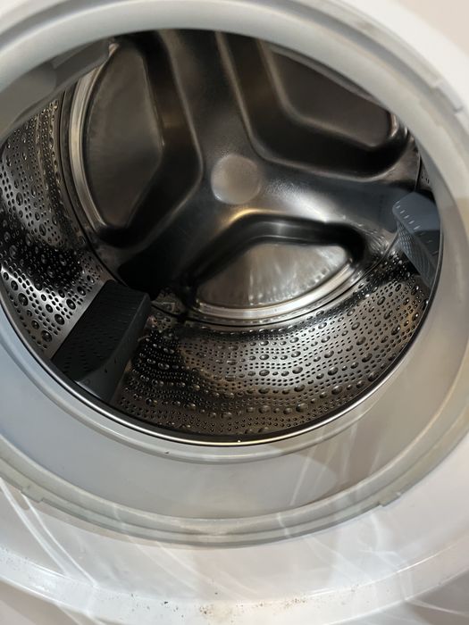 Пералня Bosch (серия 8) 8кг инверторен мотор