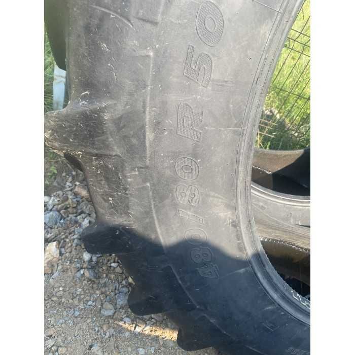 Anvelope 480/80R50 Michelin pentru JCB, Zetor