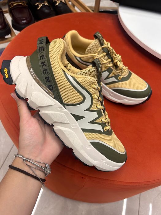 Новые кроссовки оригинал Max Mara