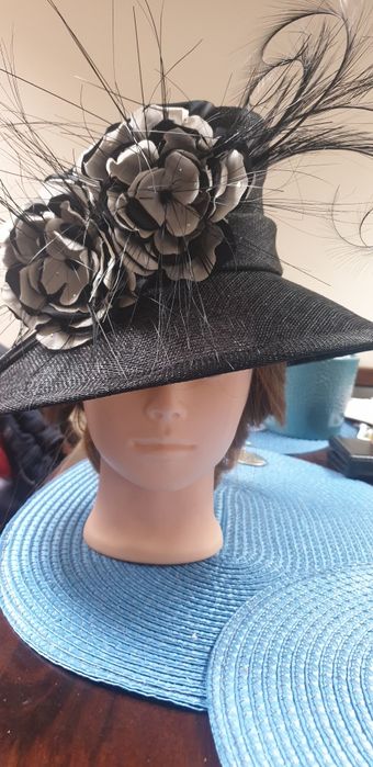 Palarie neagra pentru nunți