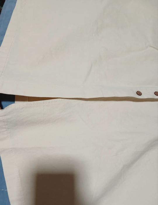 Jinsi yubka. Yangi kiyilmagan