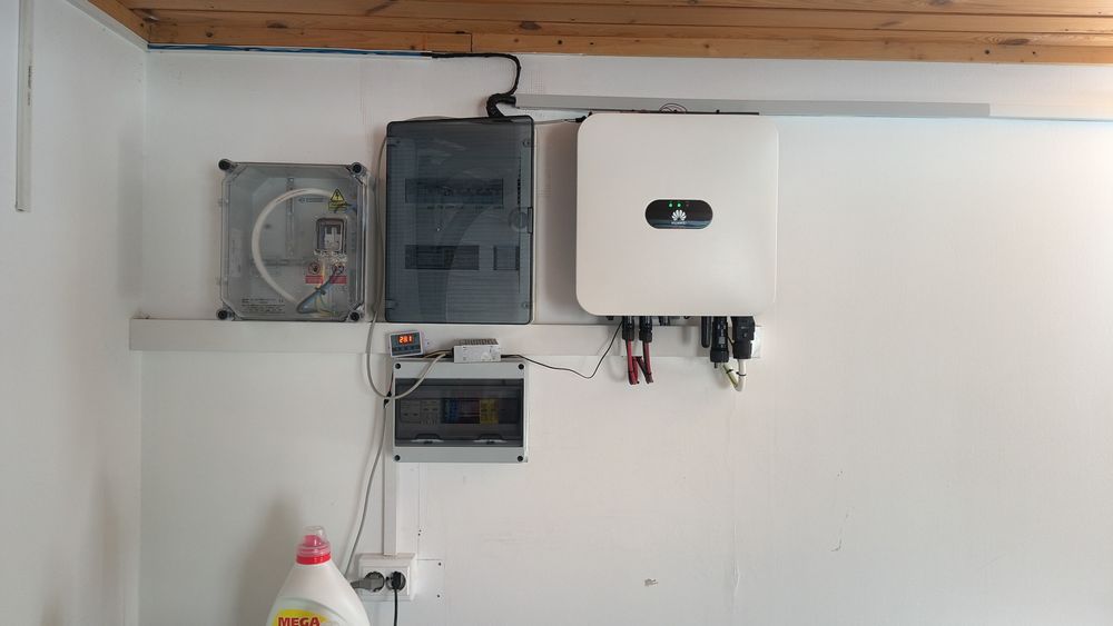 Vând invertor HUAWEI 6 KW