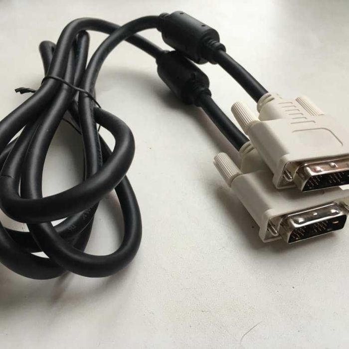 DVI - D  кабель  для монитора