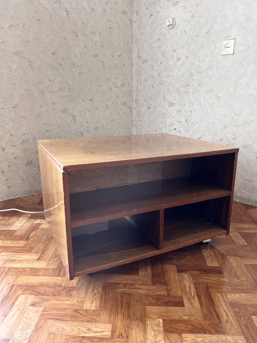 Подставка под телевизор