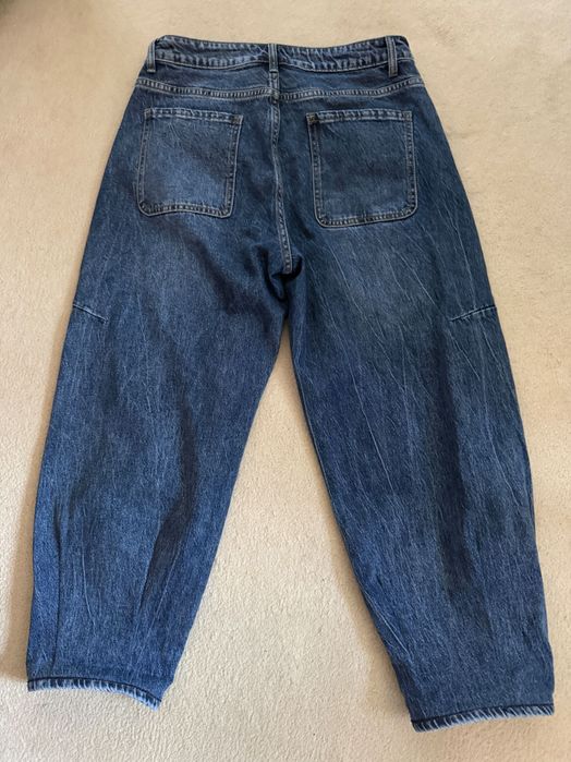 Придавам дамски дънки!