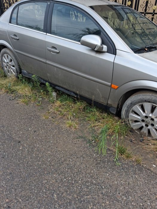 Vand opel vectra C 2 litri diesel