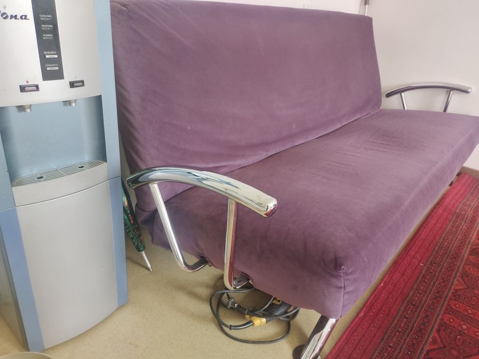 Диван продам срочно