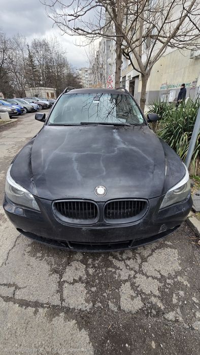 Преден капак за bmw e61  и e60