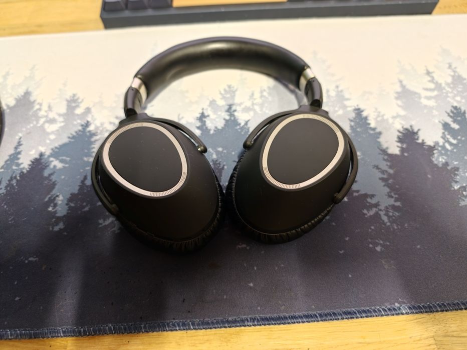 Слушалки Sennheiser PXC 550