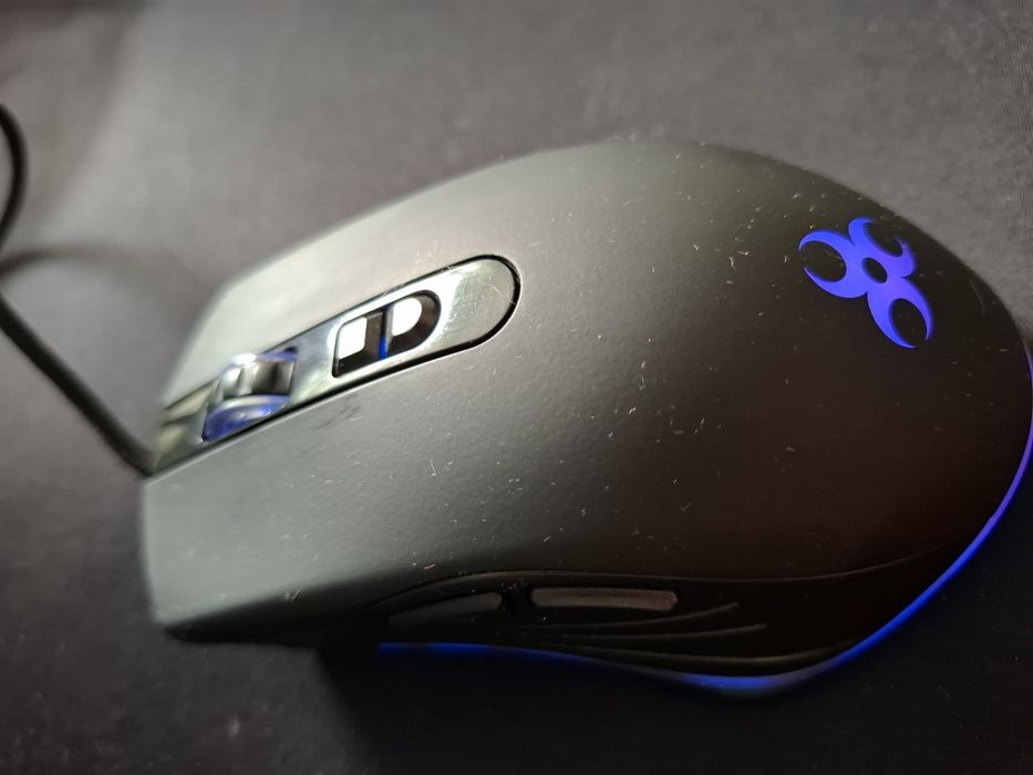 Mouse Gaming Myria MG7525 – 2400 DPI, LED RGB – ergonomic și fiabil!