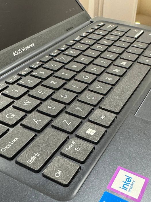 ASUS VivoBook noutbuk notebook ноутбук
