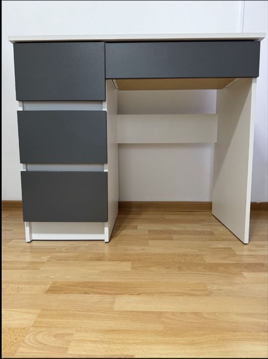 Vand birou nou - Iași/Botoșani