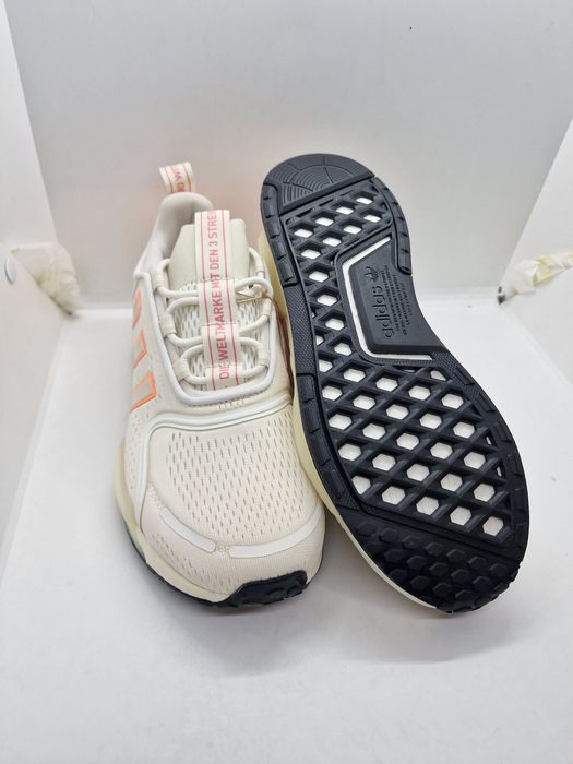 Adidas NMD V3 nr. 42