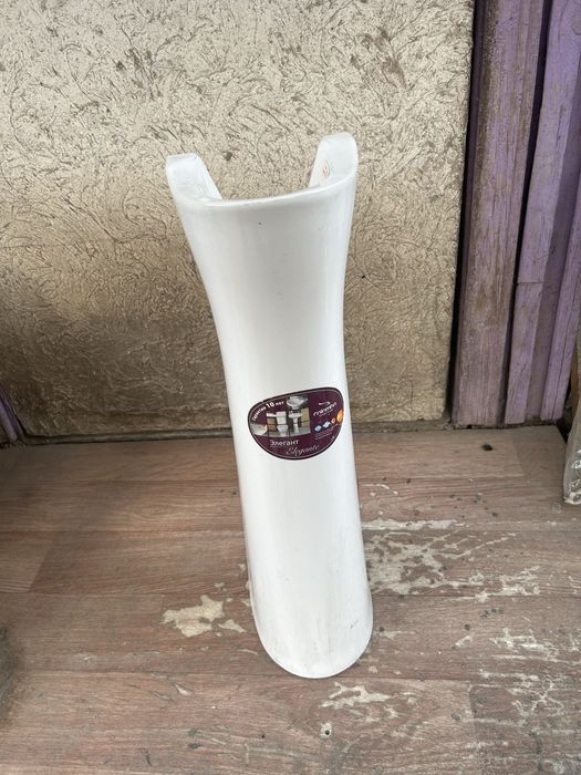 Продам умывальник с пьедисталом