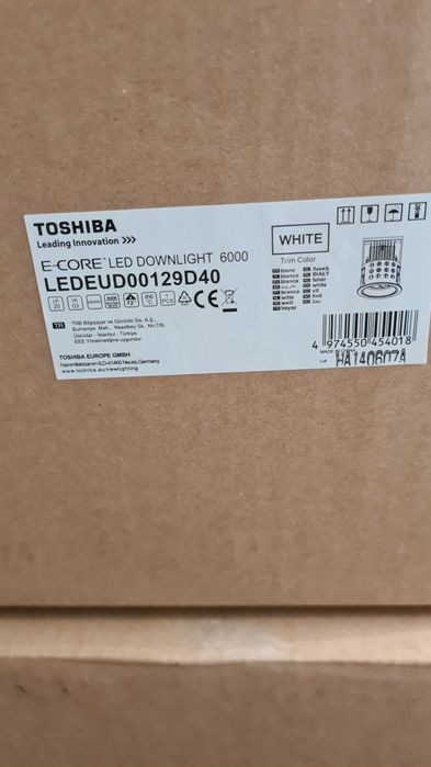 Proiector led toshiba