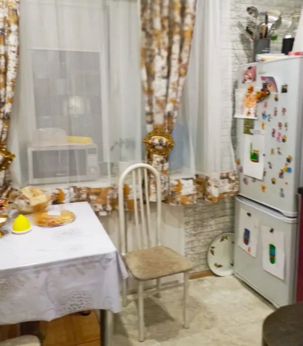 Продам 2комн кв .