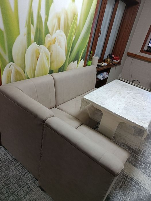 Кухонный уголок новый