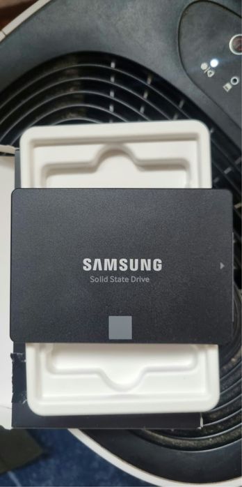 SSD Samsung 870 EVO 1TB SATA 2.5” – Nou, 0 ore de funcționare