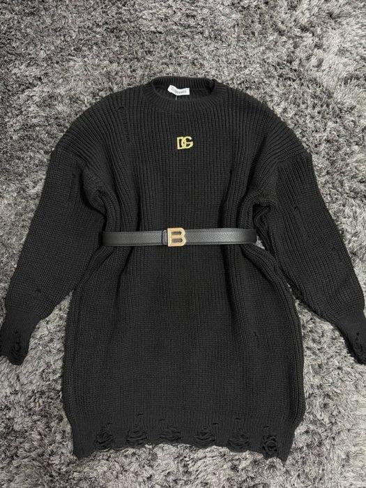 Bluza tip rochita  Marime universala  Cureaua nu este inclusa