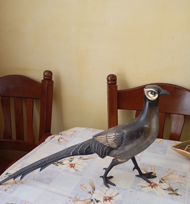 Fazan din bronz ,o piesă. rară , eleganță și rafinament ..
