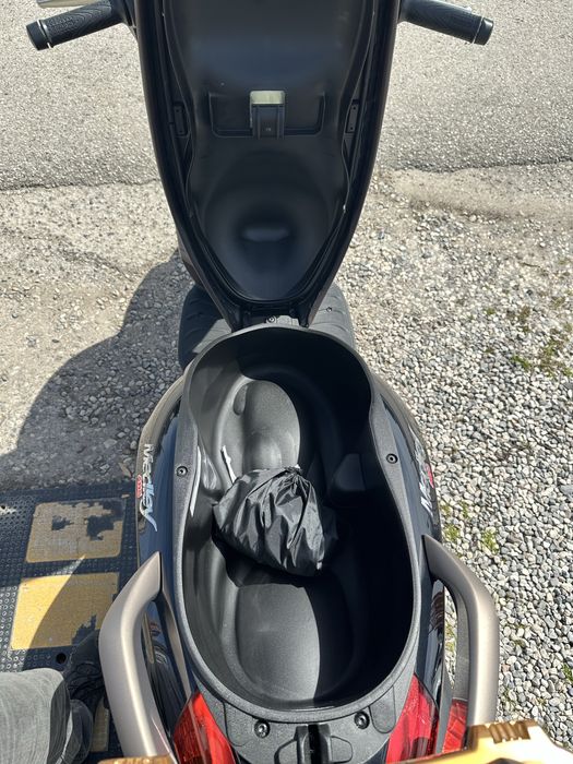 Piaggio Medley 125 Vespa