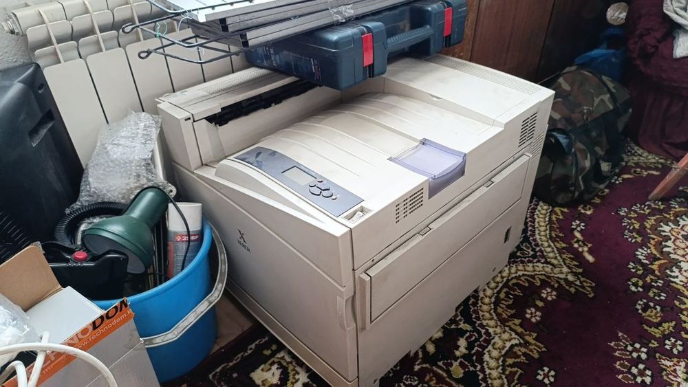 Принтер Xerox Phaser 7500