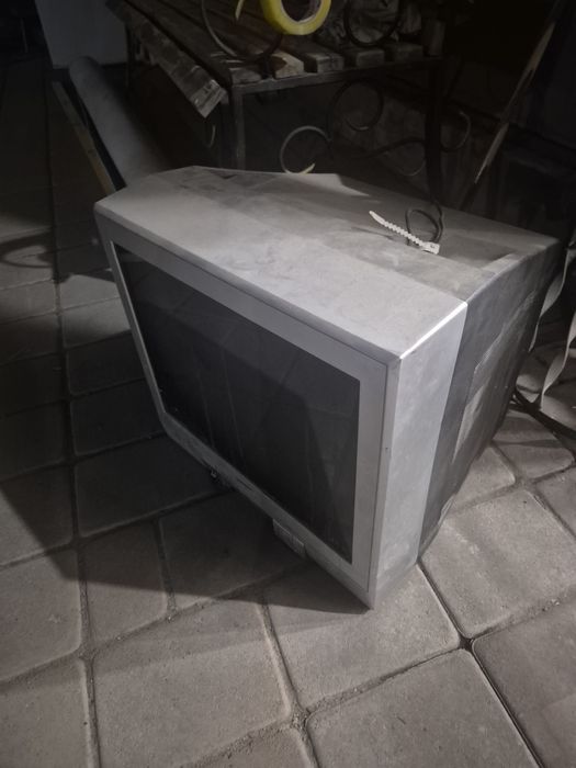 Телевизор б/у TOSHIBA