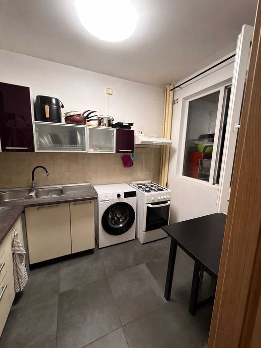 Inchiriez apartament 2 camere Bd Ion Mihalache