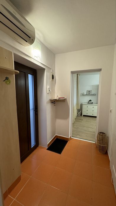 Apartament 2 camere - zona Intim