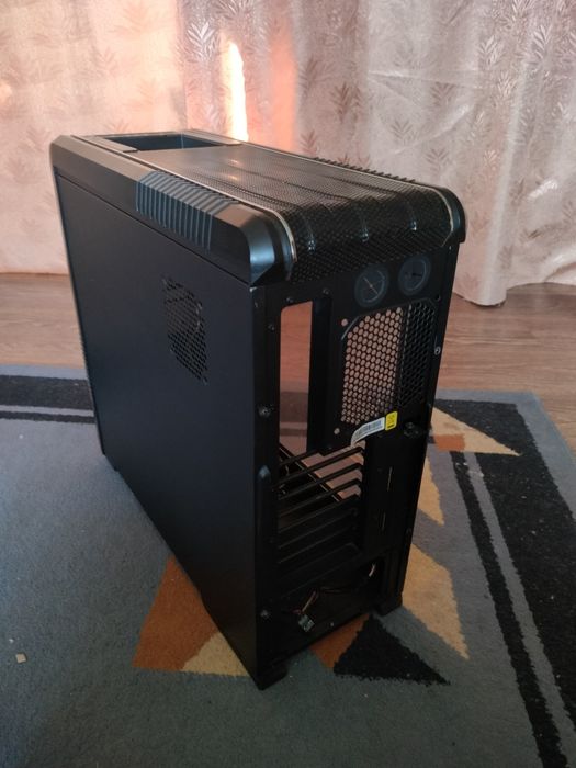 Продам корпус CoolerMaster SpeedDemon