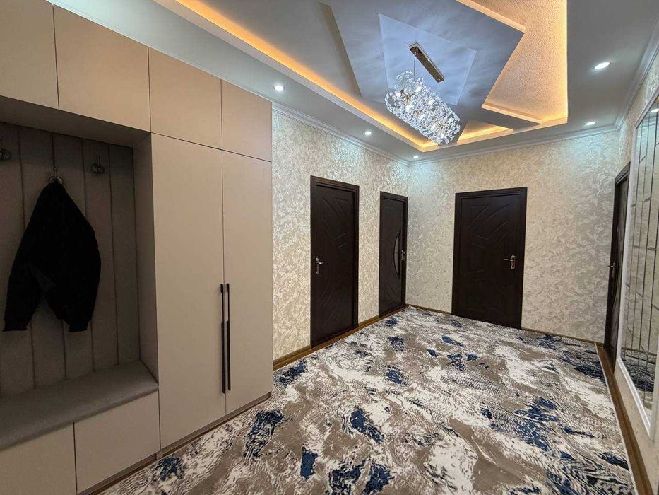 3х комнатная квартира на 7 этаже 84кв/м, в Самарканде