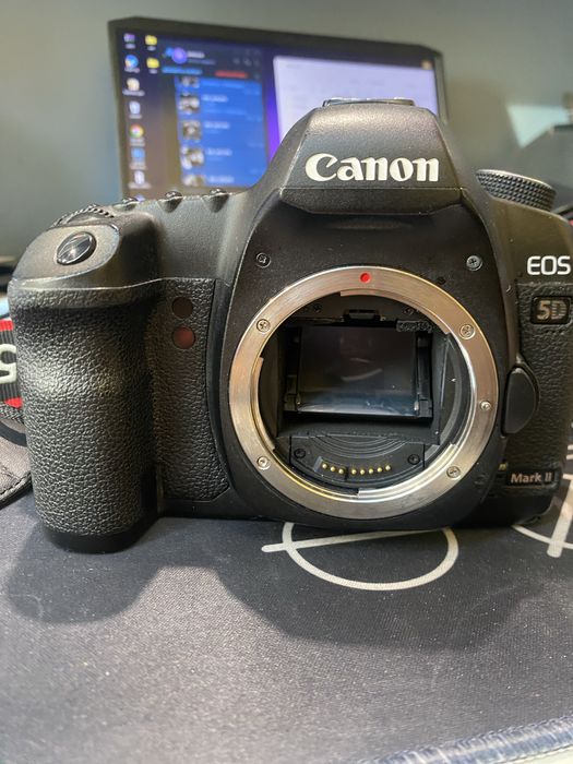 Продам фотопарат 5д